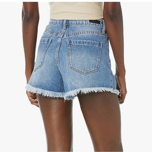 ⭐️ NWT Blank NYC The Barrow Jean Shorts - Picture 2 of 4